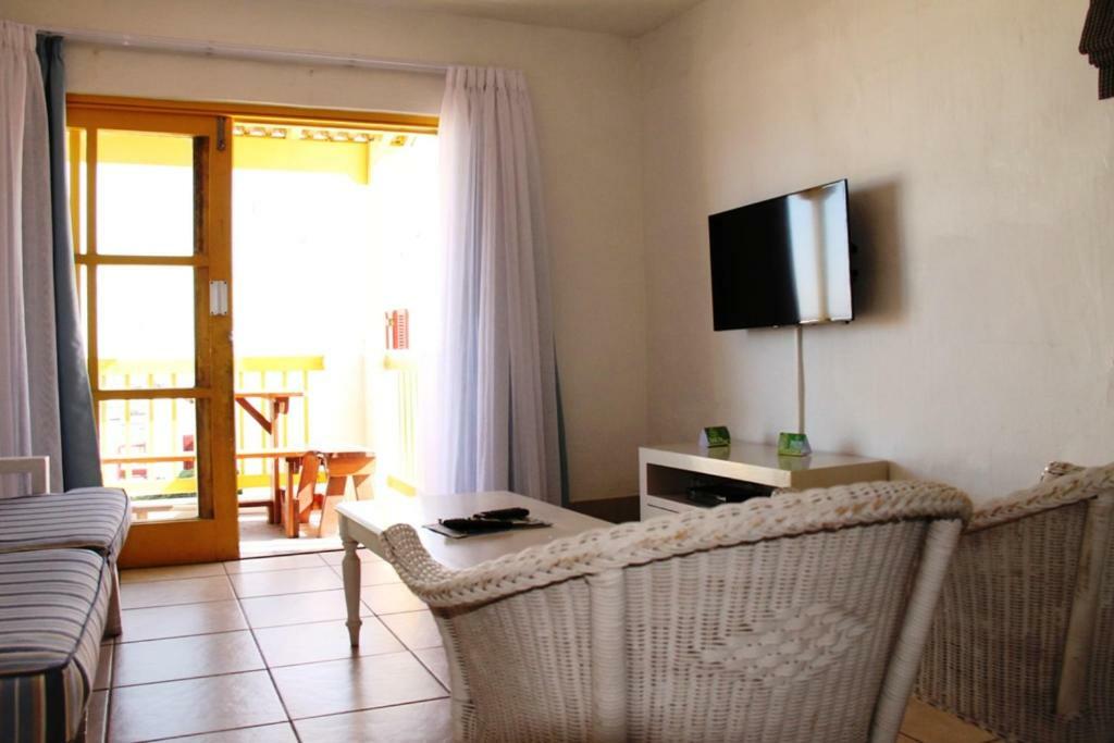 Ocean View Apartment Langebaan Esterno foto